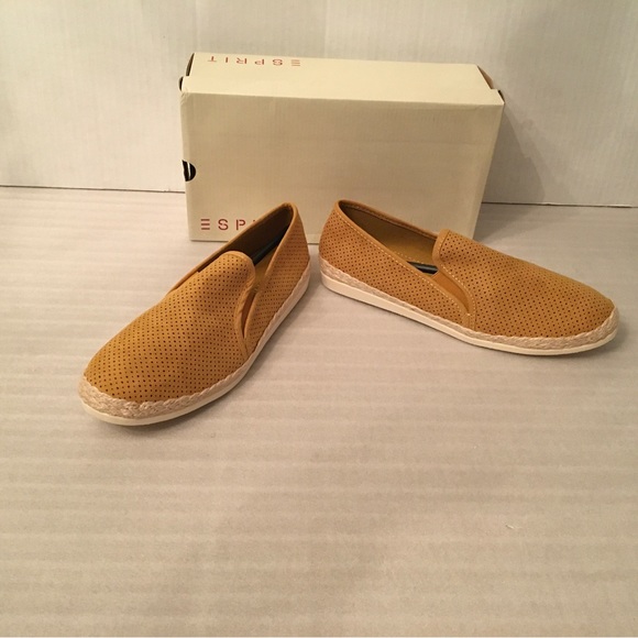 NWT Women’s Esprit Erin Perforated Mustard Gold Slip-On Espadrilles Size 9.5 - Picture 8 of 8